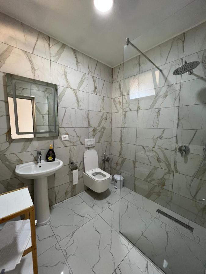 Restorant Hotel Xheni Draç Eksteriør bilde