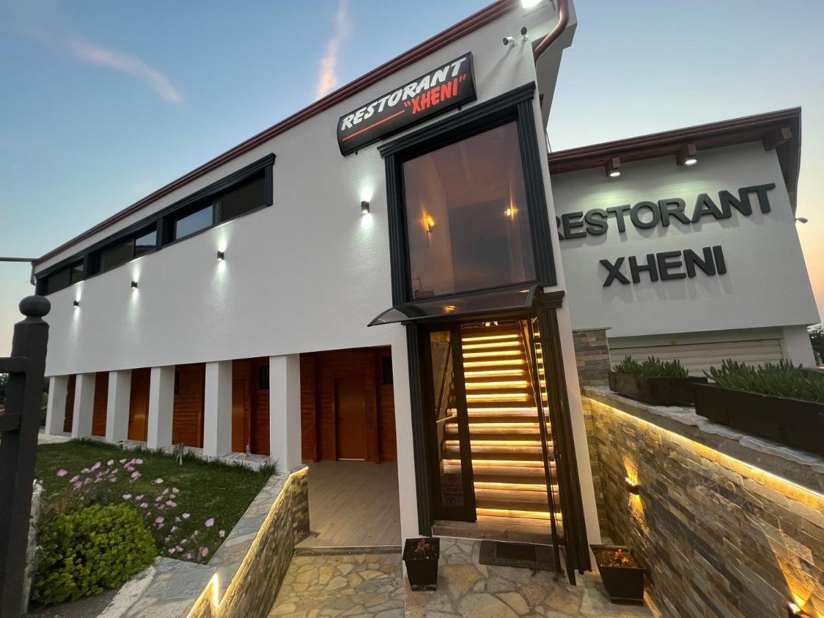 Restorant Hotel Xheni Draç Eksteriør bilde