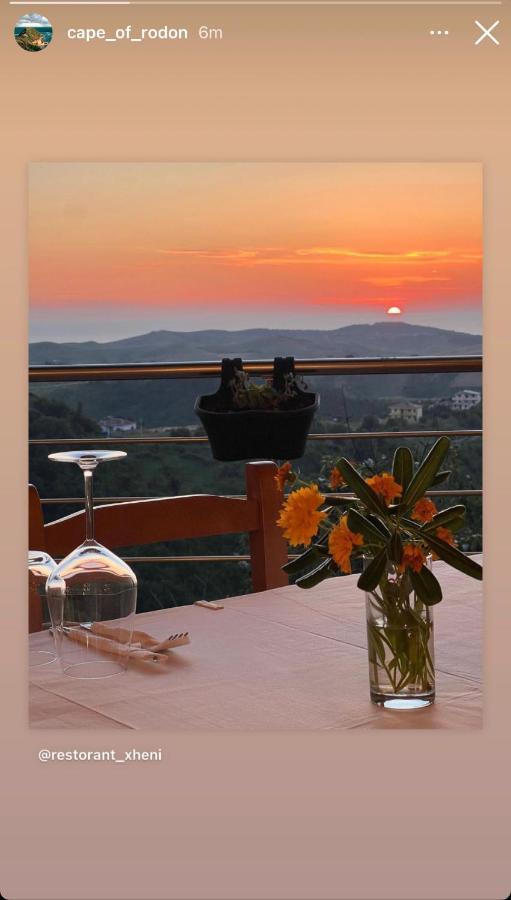 Restorant Hotel Xheni Draç Eksteriør bilde